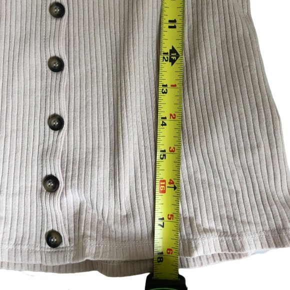H&M Tan Ribbed Scoop NeckTop with Buttons - Picture 7 of 8